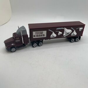 1/64 Road Champs Big Rig Hersheys Kisses IH Navistar Semi Truck Trailer 1994 Toy